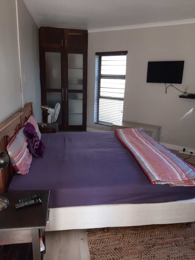 To Let 1 Bedroom Property for Rent in Summerstrand Eastern Cape